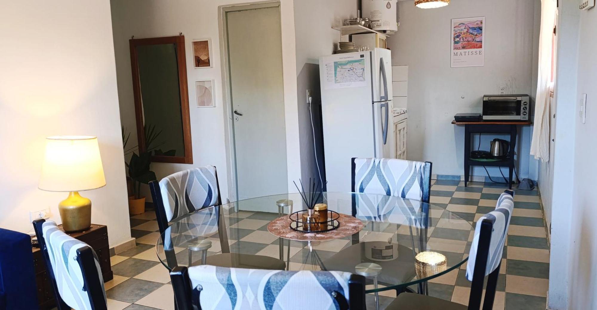 Oroyte Apartment *